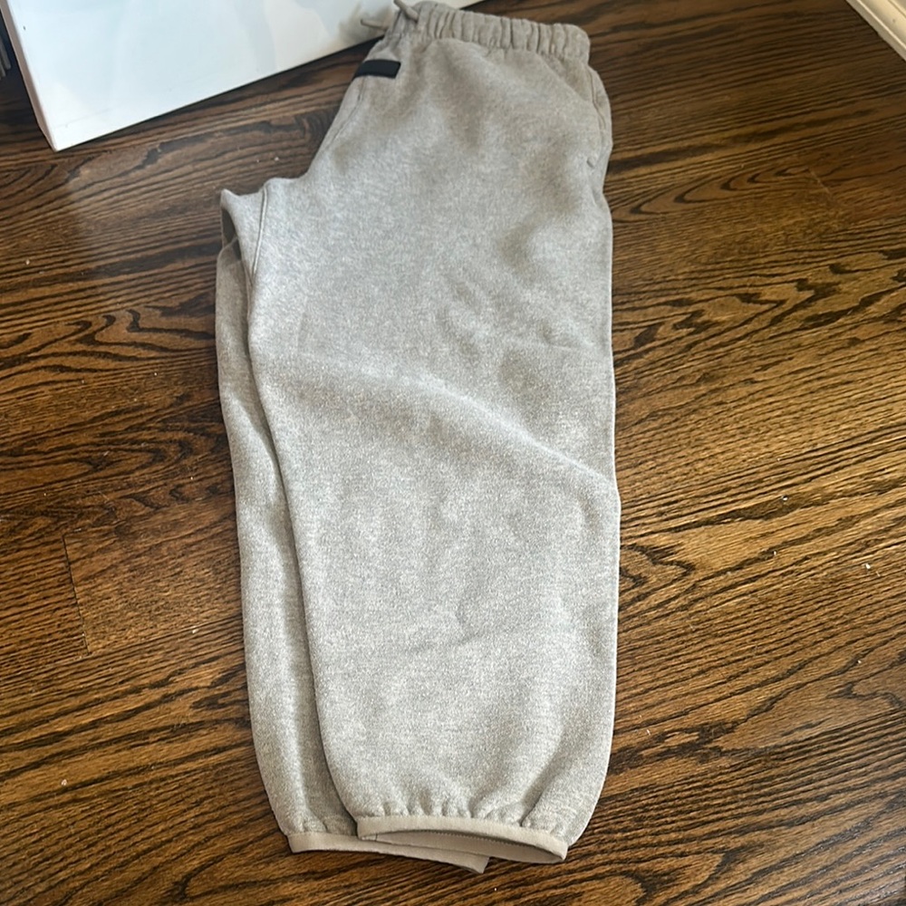 Essentials Gray Turtleneck Matching Set - Picture 3 of 6